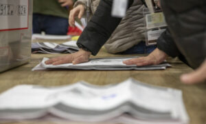 kosovo-les-bureaux-de-vote-sont-ouverts-pour-les-elections-legislatives-le-vote-se-deroule-jusqua-19-heures-1024x683-1-600x360