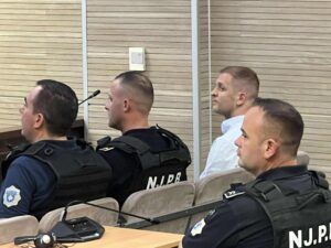 Naim-Murseli-paraqitet-ne-gjykate-rrethohet-nga-forca-te-shumta-policore-Insajderi.org_