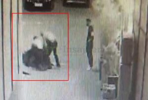 Skandal-Apeli-e-le-te-lire-policin-qe-rrahu-brutalisht-qytetarin-ne-Prizren-Insajderi-sjell-pamje-ekskluzive-te-momentit-te-arrestimit-insajderi.org_