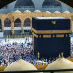 The_Kabah_in_the_Grand_Mosque_of_Makkah_from_the_second_floor,_Saudi_Arabia_(8)_(52501956308)