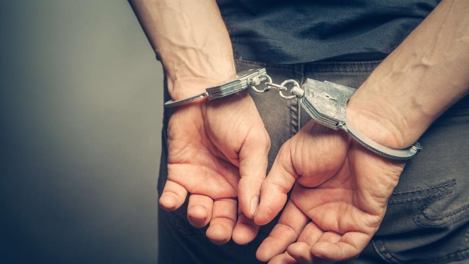 arrestim-Greqi-pranga-ne-duar