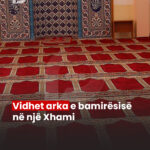 Vidhet arka e bamirësisë në një Xhami